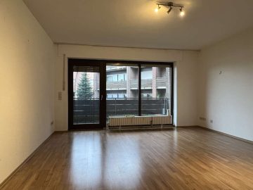 Schön geschnittene Zwei-Zimmer-Wohnung mit großem Balkon und Garage, 48653 Coesfeld, Wohnung