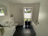 Schicke Erdgeschosswohnung mit Terrasse - Badezimmer