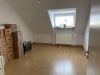 Gemütliche Dachgeschosswohnung in Witten-Zentrum - Küche Richtung Fenster
