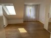 Sonnen Dachterrasse mit Blick auf den Rathausturm - Schlafzimmer mit Einbauschrank