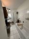Lichtdurchflutete Wohnung in der Wittener City mit Balkon und Stellplatz - Badezimmer mit Wanne und Dusch
