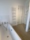 Geschickt geteiltes Apartment mit Terrasse in zentraler Lage - Badezimmer Foto 2