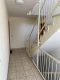 Gemütliche Kapitalanlage im Erdgeschoss eines 7 Familienhauses mit Balkon - Hausflur EG