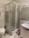 Eigentumswohnung zur Selbstnutzung mit großem Balkon und TG-Stellplatz - Badezimmer Richtung Dusche