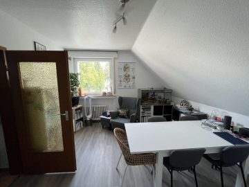 Gemütliche Dachgeschosswohnung in Witten-Heven, 58455 Witten / Heven, Dachgeschosswohnung