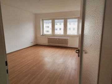 Helle renovierte Mietwohnung mit Balkon, 58708 Menden, Etagenwohnung