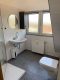 Charmante DG-Wohnung mit Spitzboden und Garage – ideal zur Eigennutzung oder Kapitalanlage - Badezimmer.jpg