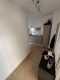 Attraktive 2-Zimmer-Wohnung mit Balkon und guter Anbindung - Heller Flur mit Zugang.jpg