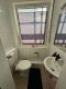 Attraktive 2-Zimmer-Wohnung mit Balkon und guter Anbindung - Kompaktes Gäste-WC.jpg