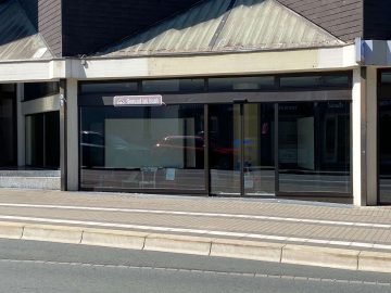 Gewerbefläche mit Schaufensterfront in zentraler Lage in Wetter – Wengern (Ruhr), 58300 Wetter (Ruhr), Bürohaus