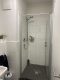 2-Zimmer-Wohnung mit Balkon und Stellplatz in Düsseldorf-Flingern - Dusche.jpg