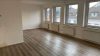 Balkon & Blick ins Grüne: 2-Zimmer-Wohnung in Witten - Wohnzimmer.jpg