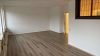 Balkon & Blick ins Grüne: 2-Zimmer-Wohnung in Witten - Wohnzimmer mit Blick Richt.jpg