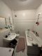 Zentrale 2-Zimmer Wohnung mit idealer Infrastruktur vor der Tür - Bad.jpg