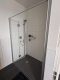2-Zimmer-Wohnung mit einer ca. 25 m² großen Dachterrasse in Düsseldorf-Flingern - Duschbad.jpg