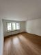 Vollständig renovierte 3-Zimmer-Wohnung mit Garage in Gelsenkirchen - Helles Wohnzimmer.jpg